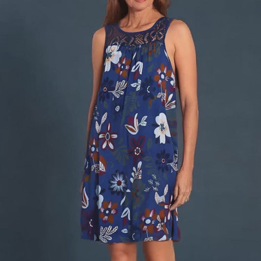 Stylish women's sleeveless dress with a print